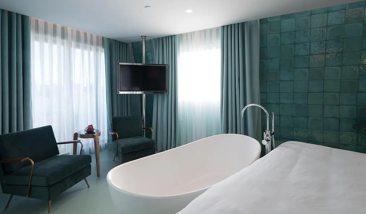 Wc By The Beautique Hotels Lisboa Portugal
