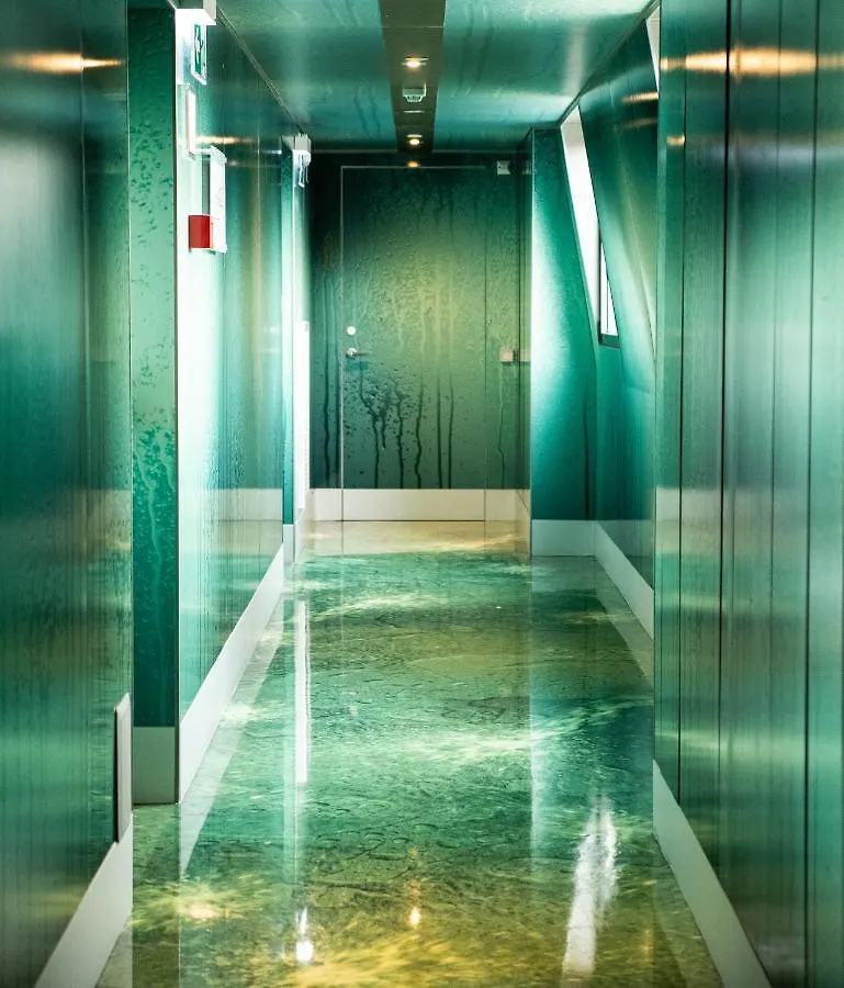 Wc By The Beautique Hotels Lisboa